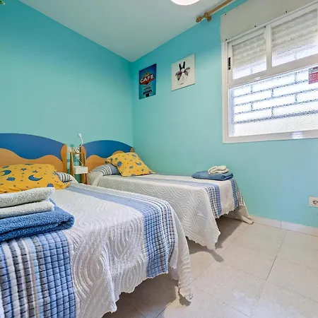 Residencial Pelicanos Apartment *